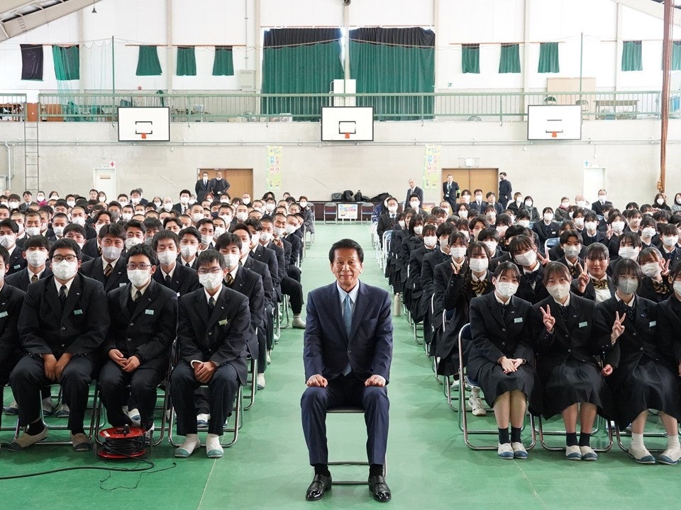 警察庁特別防犯対策監 杉良太郎氏　宮崎県都城高等学校にて講演会を実施