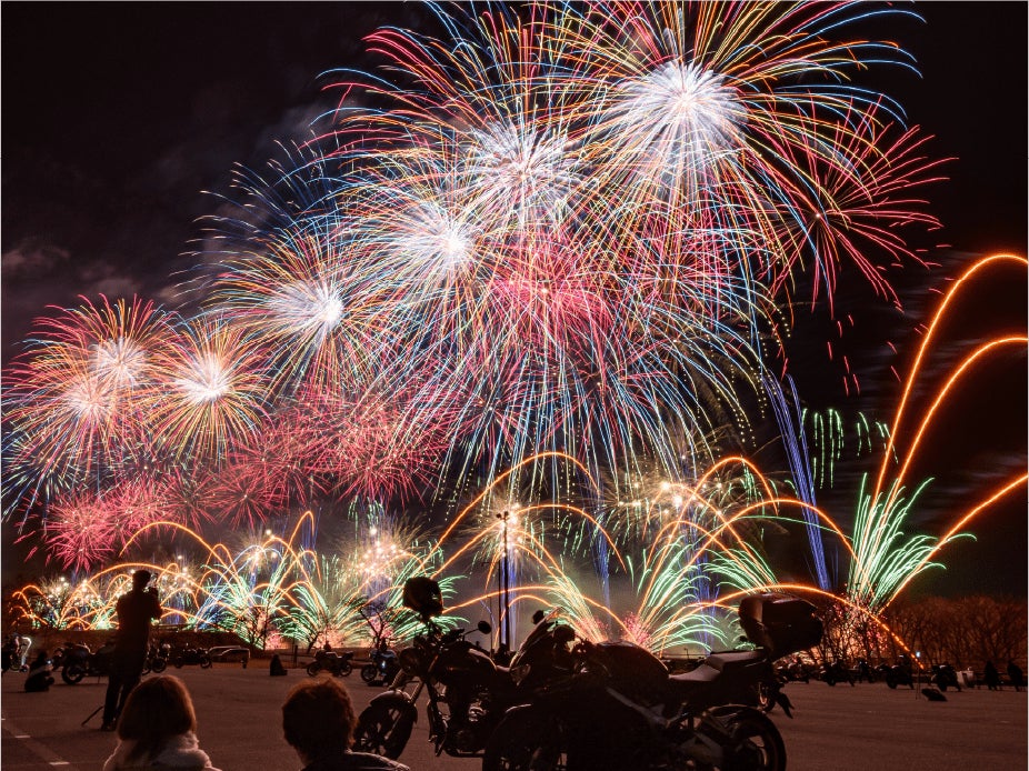 自分のバイクと花火を楽しむ特別な一夜「富士山花火VSスピードウェイ」にバイカーズパラダイスゾーン登場