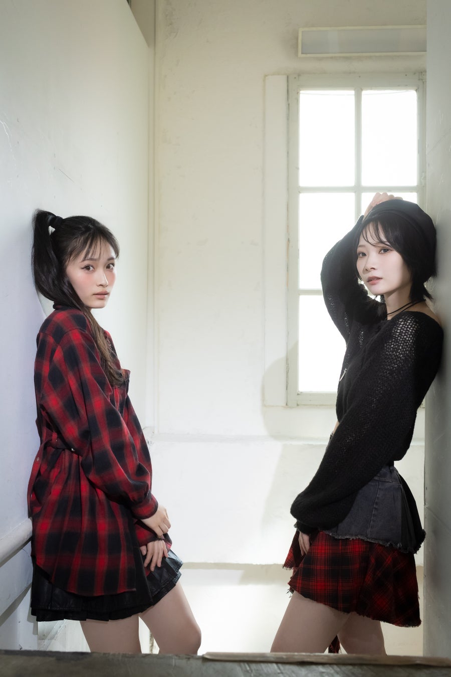 「グラビアザテレビジョン vol.83」 期の垣根を越えた“相思相愛”な2人の魅力が満載　AKB48 18期生・成田香姫奈と19期生・奥本カイリが登場