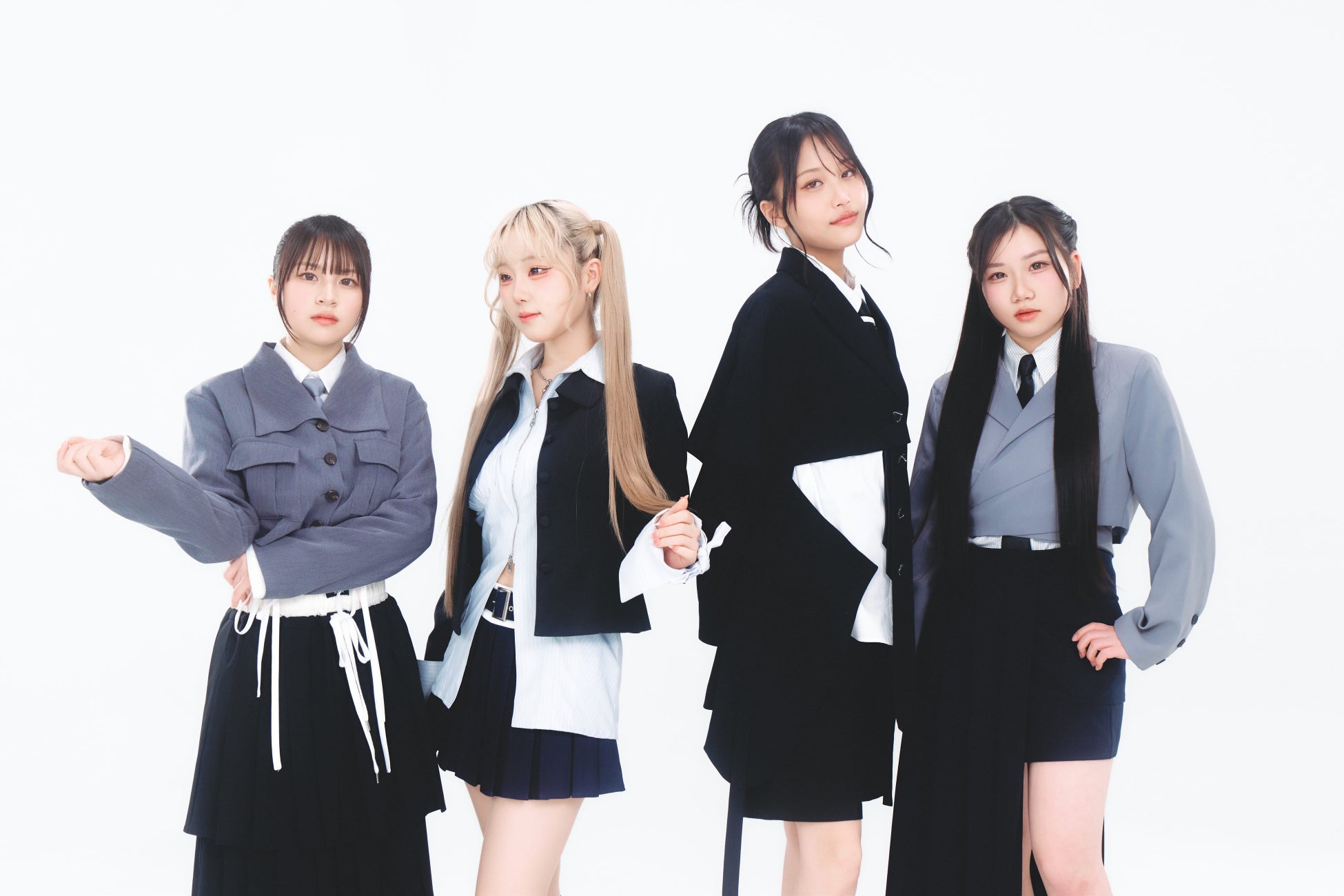 登録者90万人超「シアーミュージック」発！平均年齢17歳の本格派ガールズボーカルグループ“Lumera”が待望のデビュー。1st Digital Single「Praylist」ミュージックビデオ公開