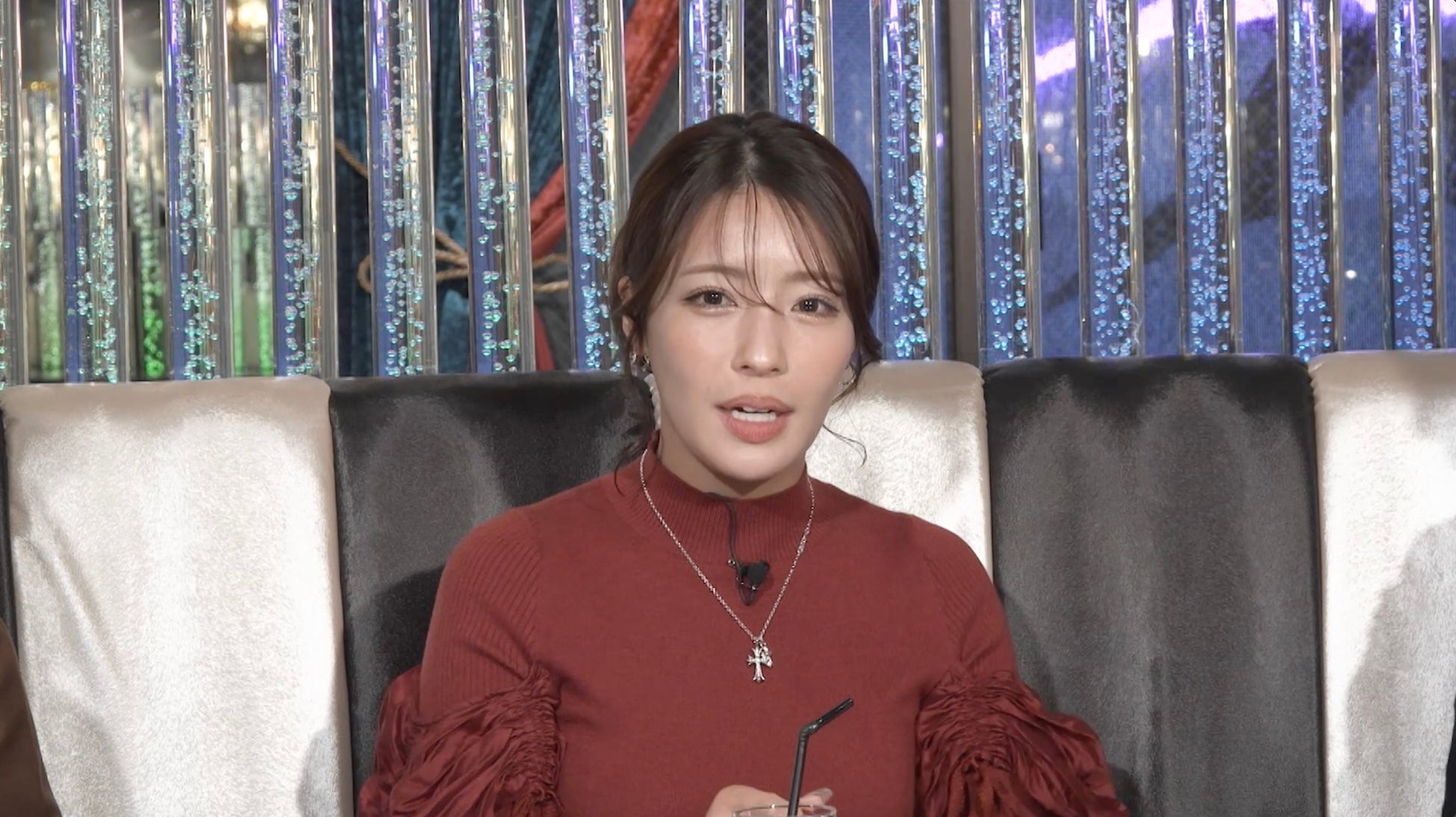 元AKB48・入山杏奈、プライベートで飲む“大物タレント”を実名告白　　オズワルド・伊藤と「お互いベロベロで帰って…」ギャルタレントが破天荒すぎる飲み会を激白『愛のハイエナ season5』#12