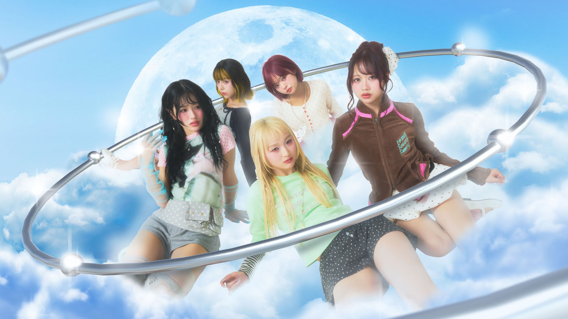 lit.link、アンニュイな感性を持つガールズユニット「MilMoon」を起用　ブランドの象徴として共創を開始