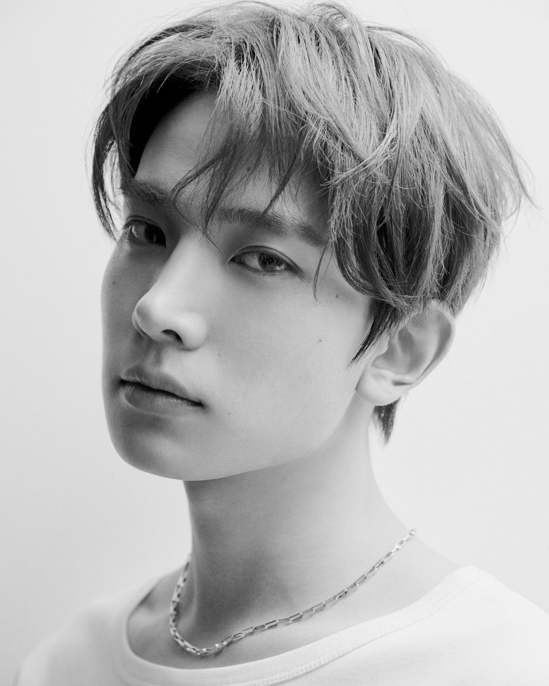 HEESEUNG、「EVAN」として新しいビジュアルを公開！ソロアーティストとして独自のカラーと感性を込めた音楽を予告