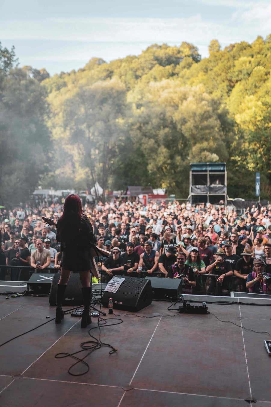 観客の一票が、世界への扉を開く。世界最大級のインディーズ・ライブコンテスト型フェス「エマージェンザ・ジャパン2026」セミファイナル開幕