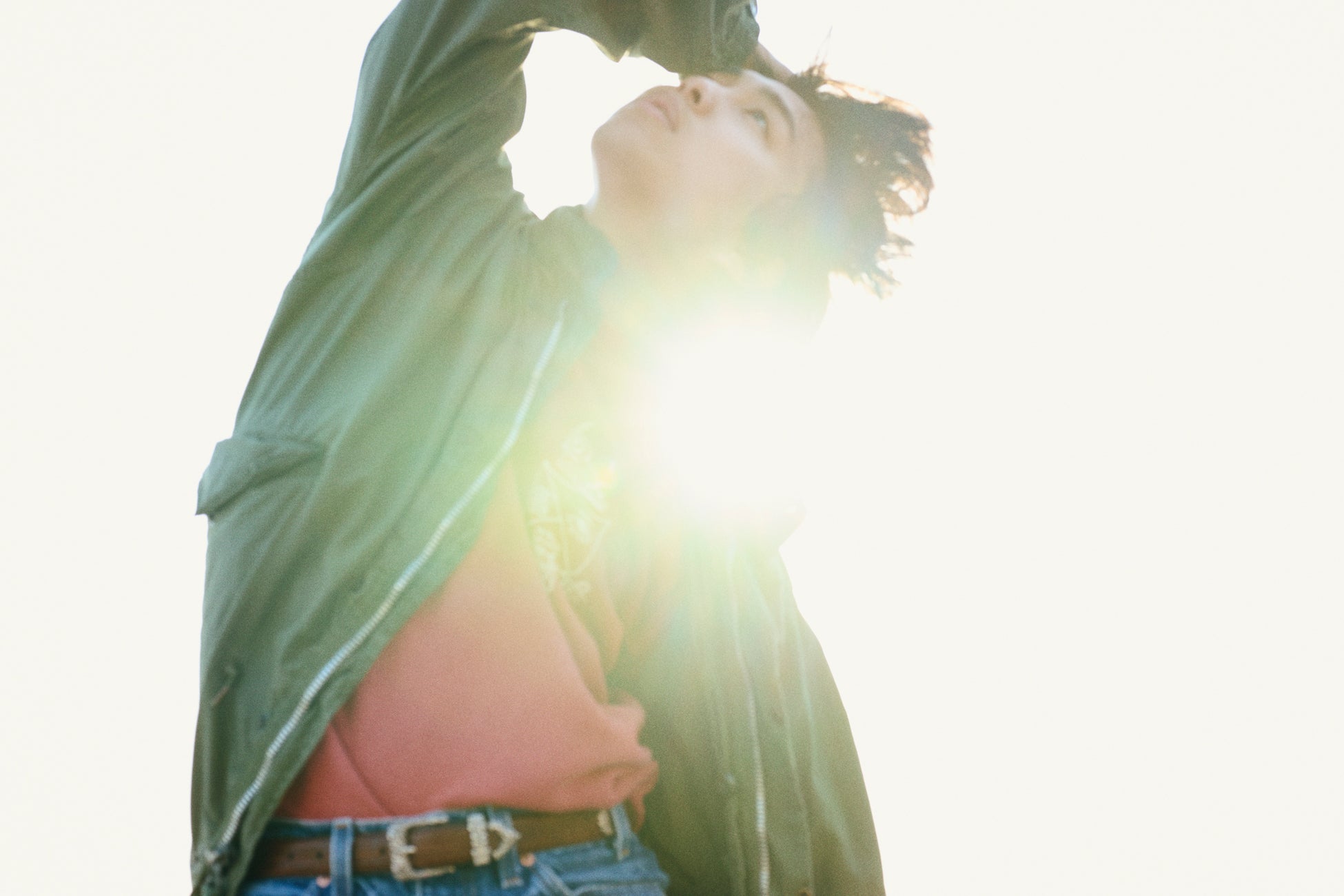 国内外の音楽シーンで注目を集める20歳のシンガーソングライター Rol3ert(ロバート）、4/24（金）新曲「BOY」リリース！ミュージックビデオ公開＆SUMMER SONIC 2026 出演決定。