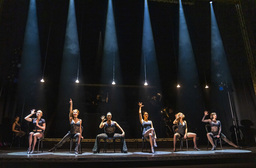 ウエストエンドのトップスター ブラッドリー・ジェイデンが 敏腕弁護士ビリー・フリン役で来日決定！