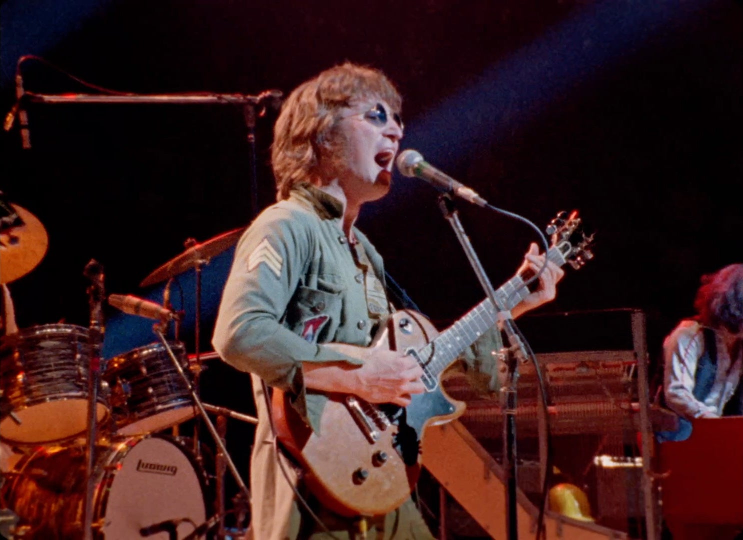 ジョン・レノンがビートルズ解散後に行った唯一のフル・コンサート伝説の”ワン・トゥ・ワン・コンサート”が、最高の映像と音響で甦る！映画『パワー・トゥ・ザ・ピープル：ジョン＆ヨーコ・ライヴ・イン・NYC』