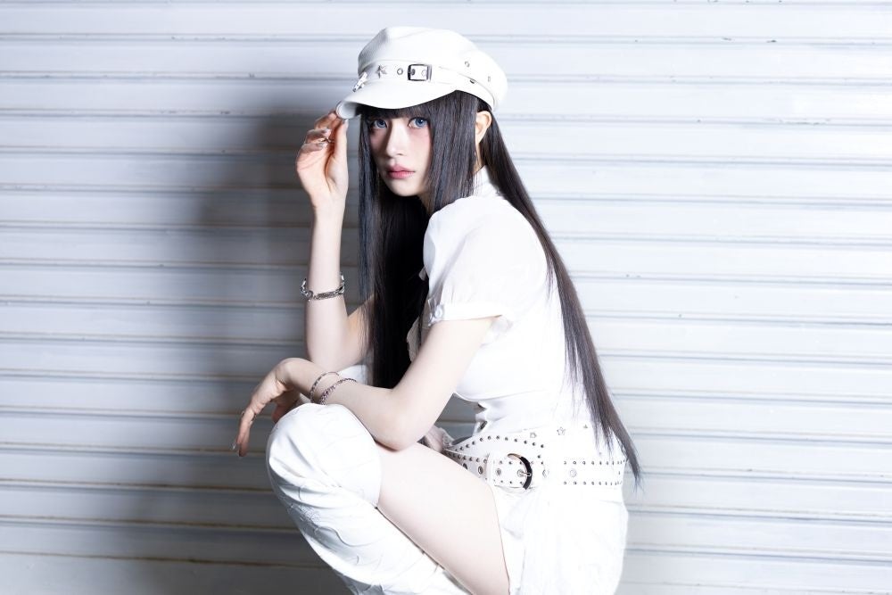 FRUITS ZIPPERが上海を熱狂させた夜を完全収録！ガールズカルチャー誌『BEEEEM』vol.2、GWより書泉にて限定ポストカード付き販売が決定！