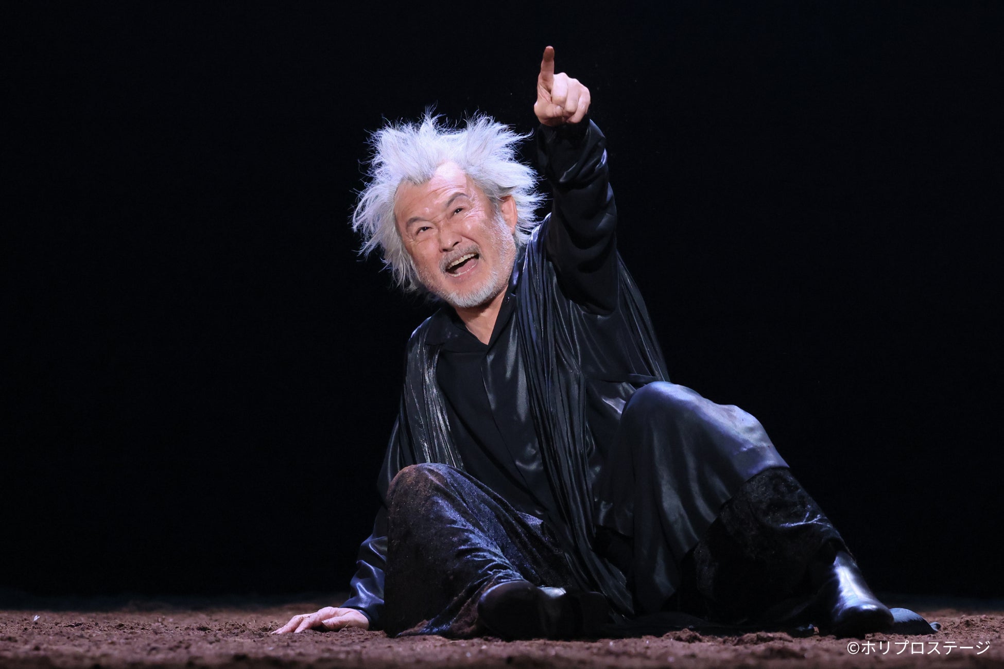 【写真・コメント】彩の国シェイクスピア・シリーズ最新作『リア王』5月24日まで埼玉公演上演中！