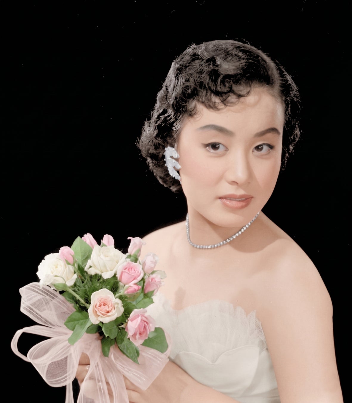美空ひばり芸能生活８０周年　未発表のオリジナル音源を発掘！！！　　１８歳の若きひばりの歌声がよみがえる！！！