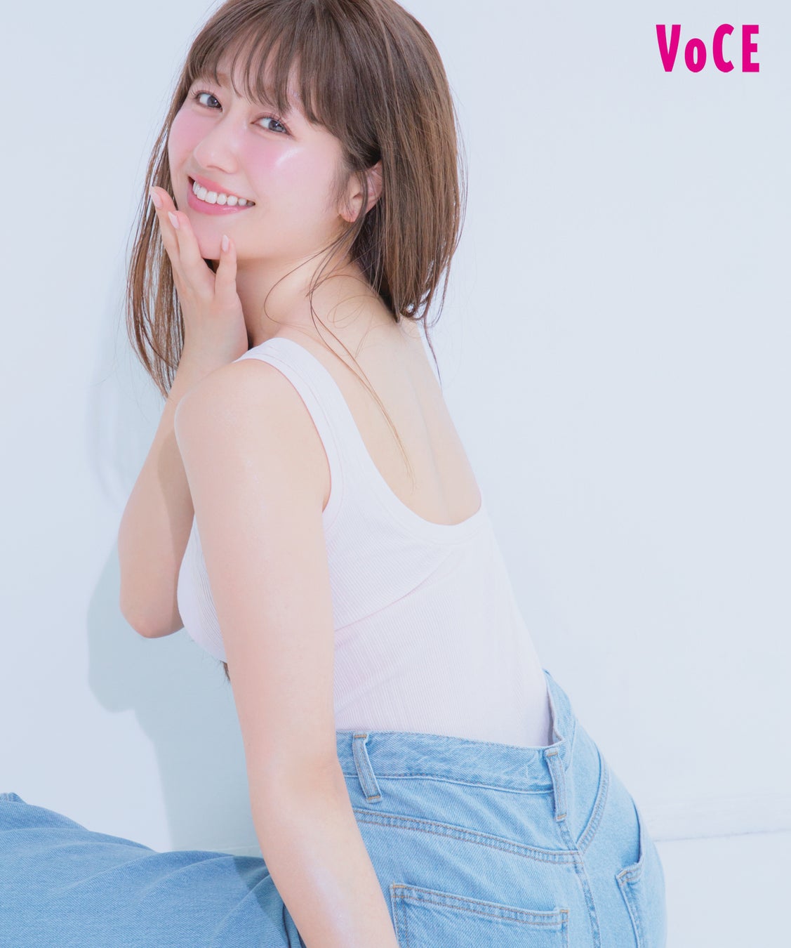 ももクロ・佐々木彩夏が『VOCE』7月号で“無敵の多幸感ボディ”を披露！「細くなきゃダメ」にとらわれない理想のパーツケアを徹底取材
