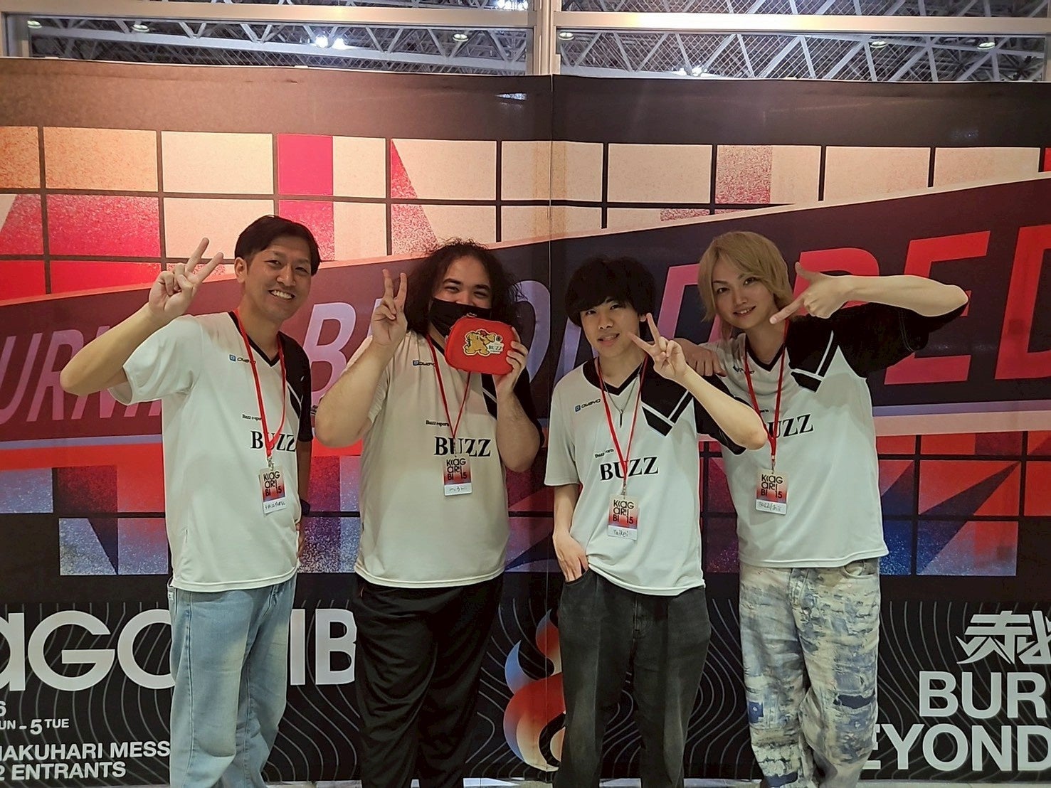 【独占インタビュー】日本最大級のスマブラ大会「篝火」を戦い抜いたBUZZ e-sports — たいけい・へろー選手が語る悔しさと覚悟、25の質問