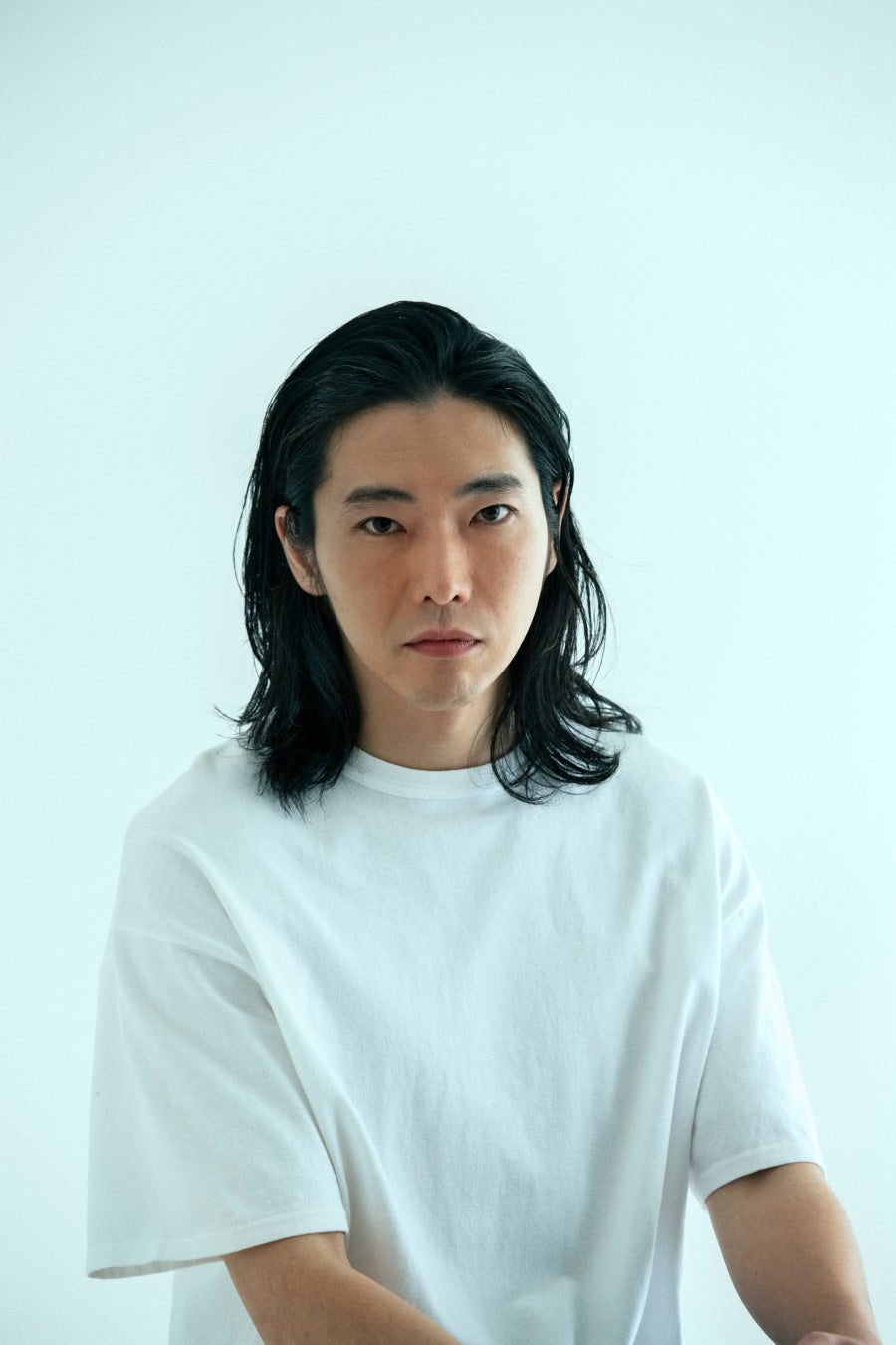 柄本佑が語る、主演映画『メモリィズ』と家族の記憶。柄本家の年末恒例行事、父・柄本明とのエピソードもJ-WAVE『TALK TO NEIGHBORS』6/8（月）～6/11（木）オンエア