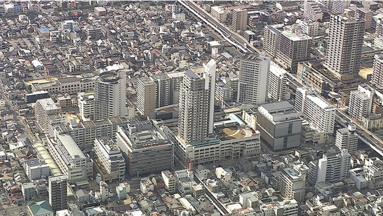 C&R社スタッフが朝日放送テレビのスタッフとともに編集したドキュメンタリー「復興の名の下で ～神戸・長田 震災復興再開発 被災店主の声とビルの街の記録～」がギャラクシー賞の報道活動部門で大賞を受賞