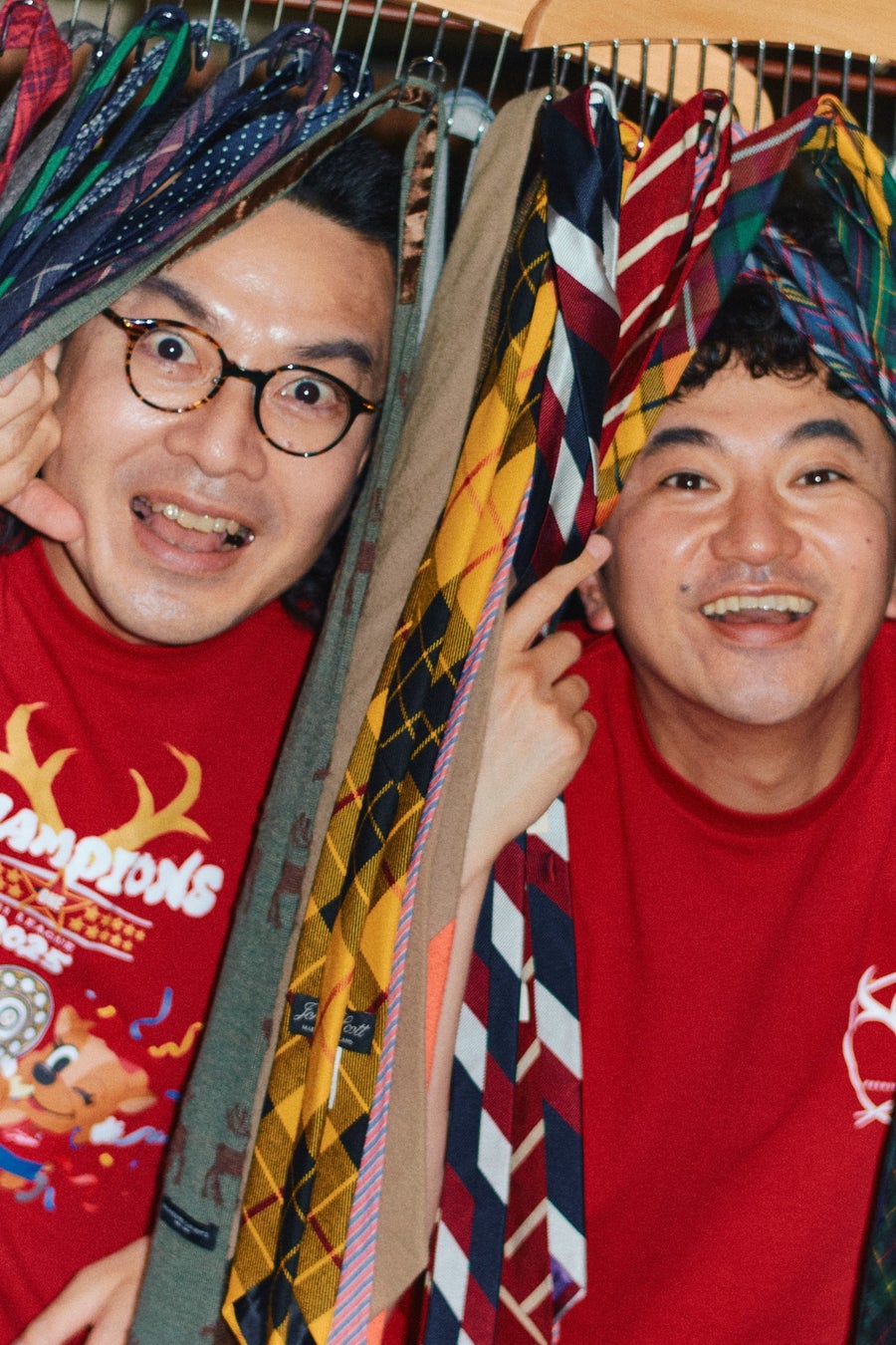 【ファッション愛を詰め込んだ相当 ”キビシイ” １冊】カナメストーン 初のスタイルブック『無限服2026』9月11日発売！ 記念イベントも開催！／撮影は加賀翔（かが屋）が担当！