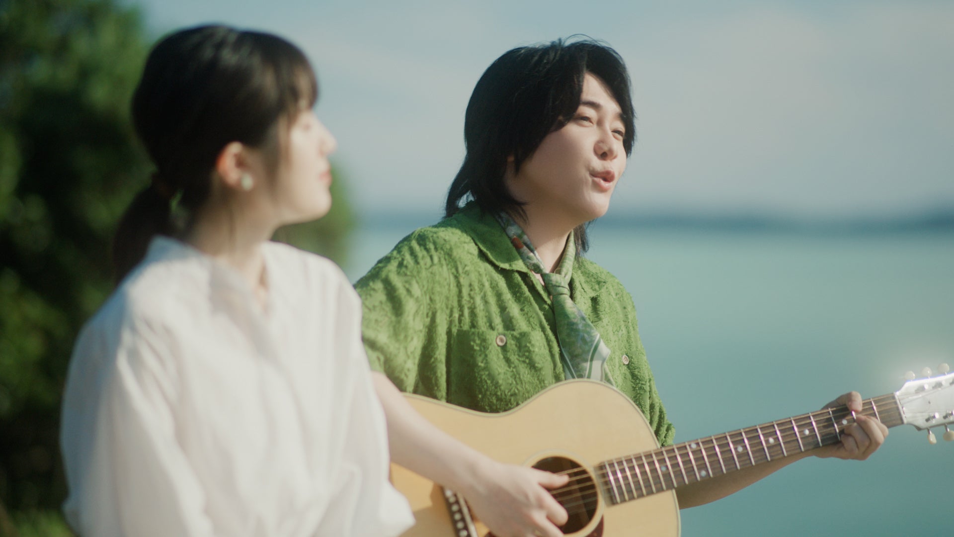 2年ぶりにリニューアル「淡麗グリーンラベル」新CM公開！Mrs. GREEN APPLE大森元貴さん、福本莉子さんがCM初共演！