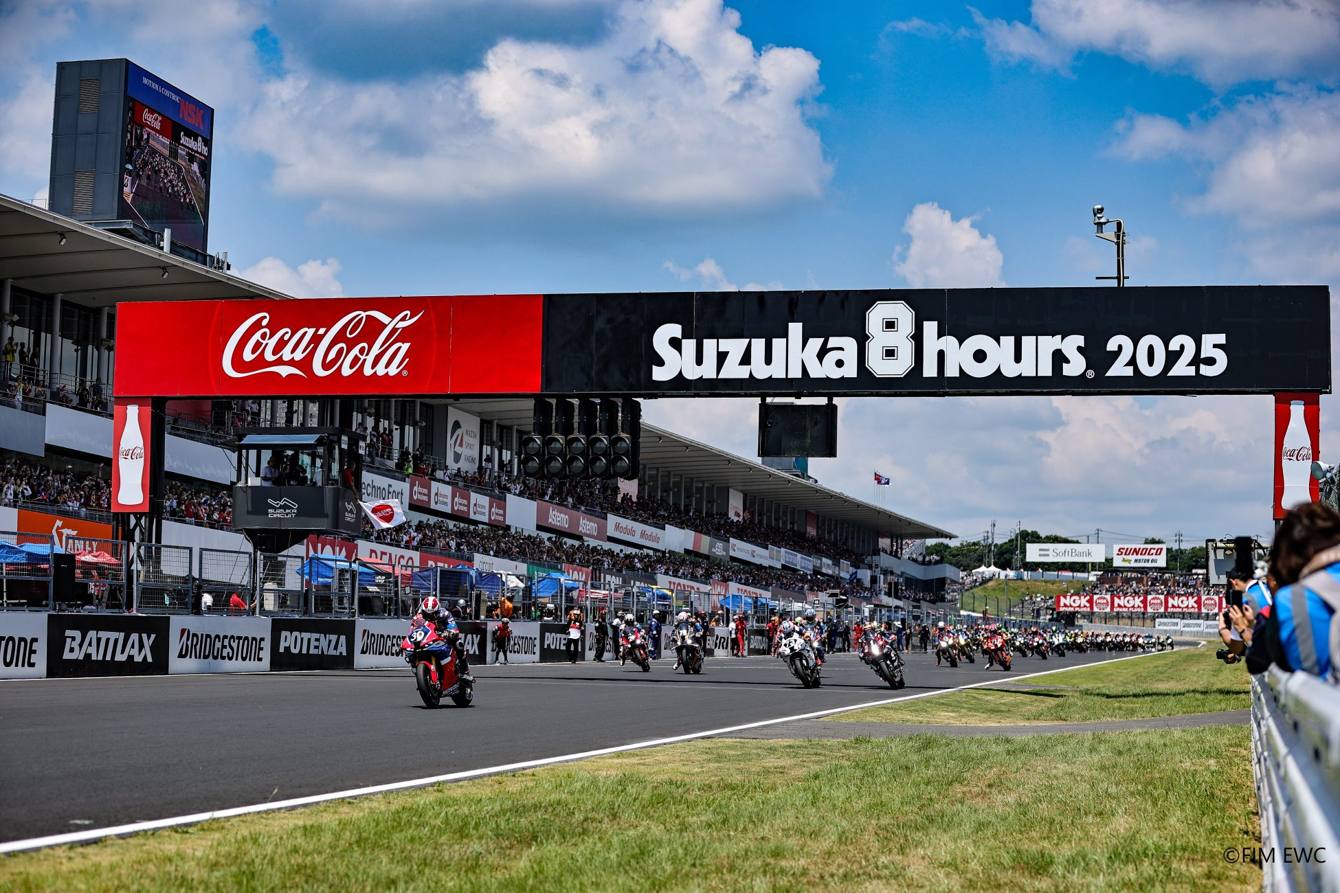 「鈴鹿8時間耐久ロードレース」見るならJ SPORTS！決勝レースは完全生中継/LIVE配信！J SPORTSオンデマンドは7月3日（金）予選2回目から3日間連日LIVE配信！
