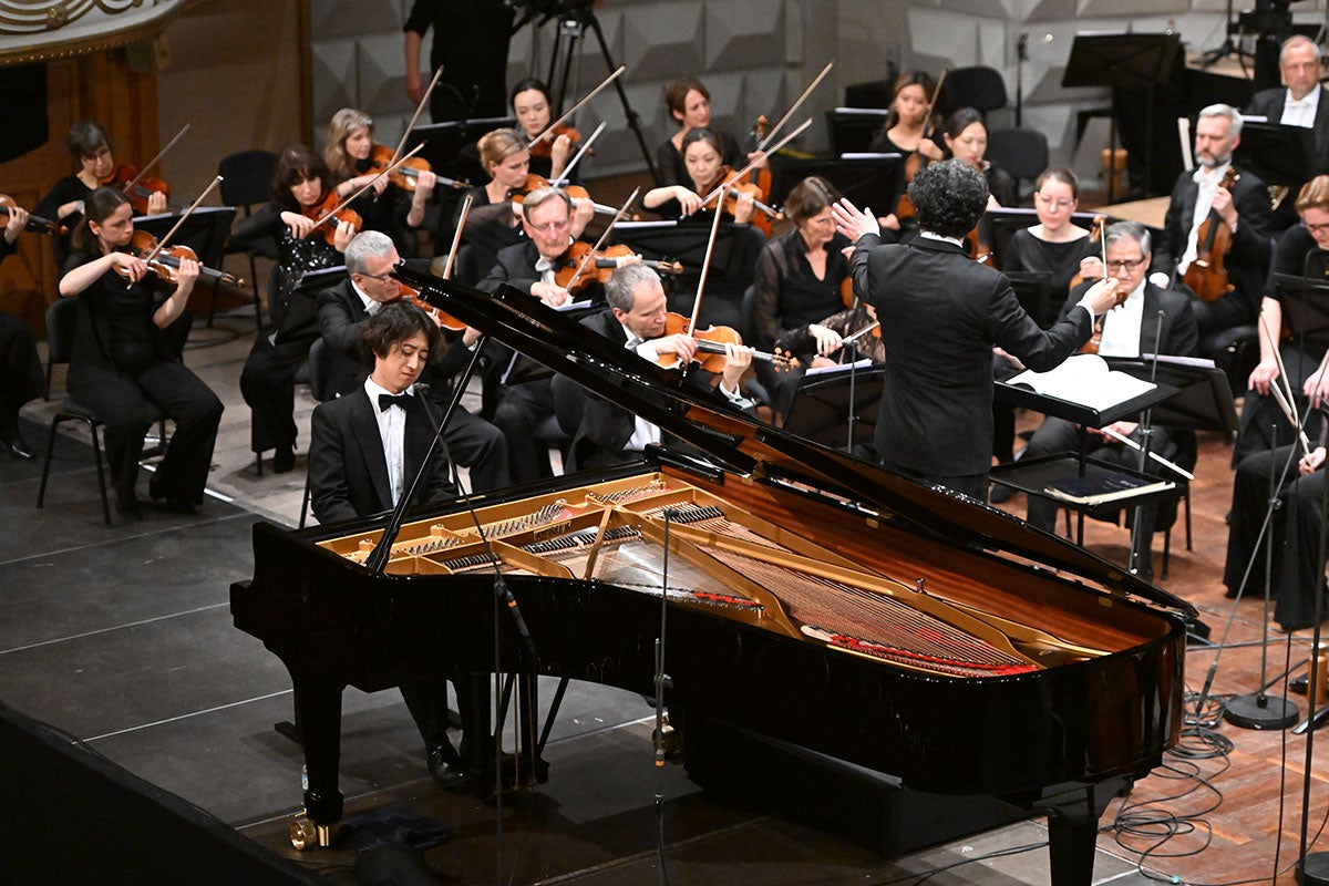 角野隼斗がアーティスト・イン・レジデンスとして奏でた「ラインガウ音楽祭」を8月にWOWOWで独占放送・配信！さらに、彼の極上のライブやリサイタルを取りそろえ、＜角野隼斗スペシャル＞としてお届け！