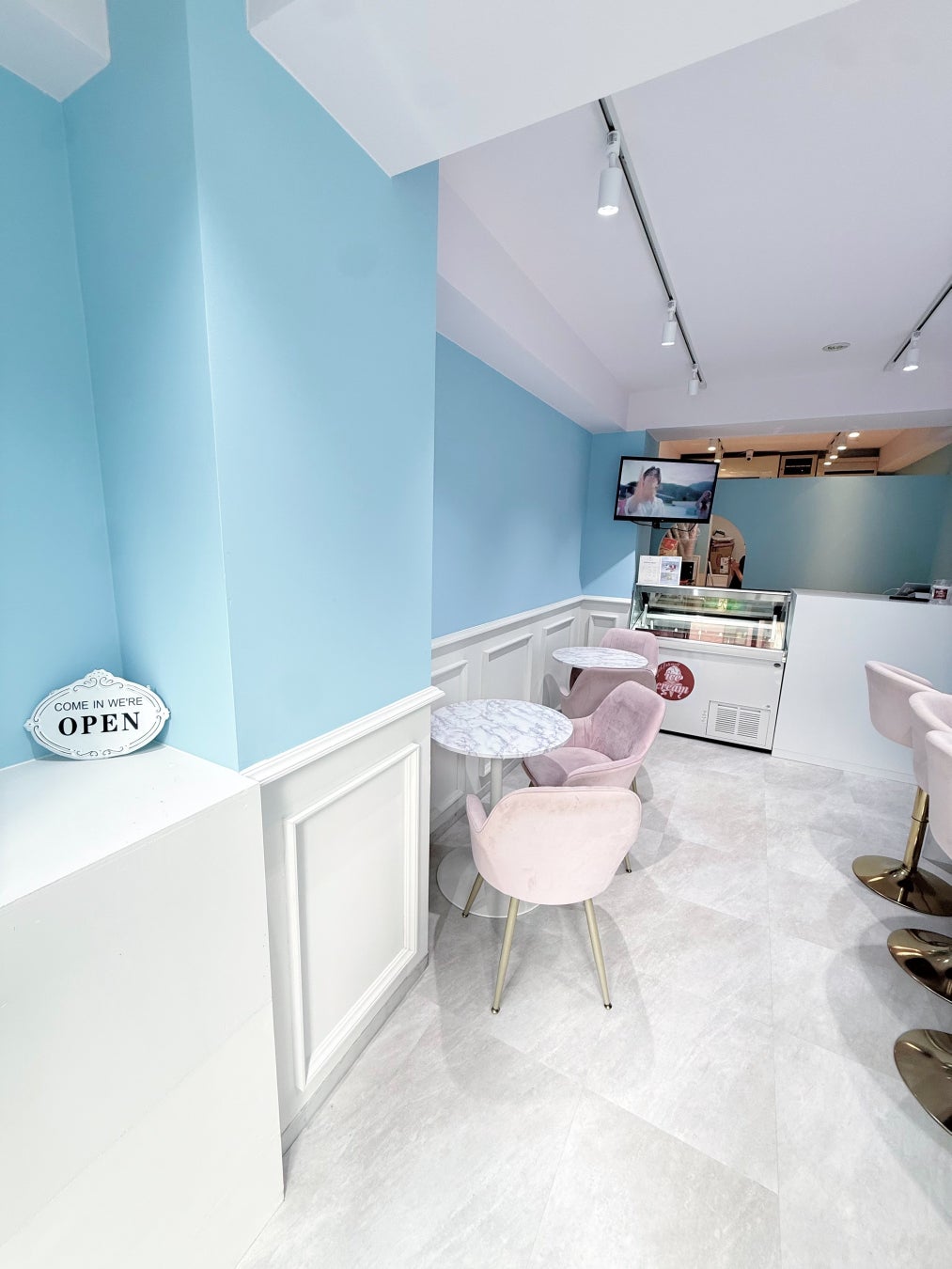 推し活カフェ「Dear Petimell」が店舗リニューアル