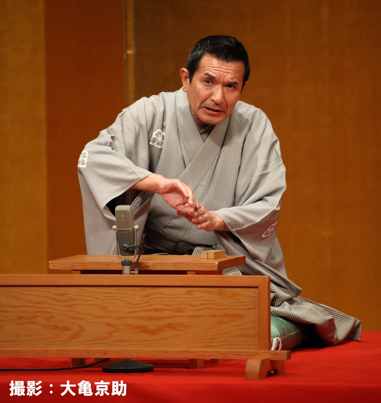 女性解放運動活動家・小説家の山代巴『囚われの女たち』ミュージカル化 嶽本あゆ美(メメントC)が末武あすなろ、佐渡寧子ほか女性キャストらと上演