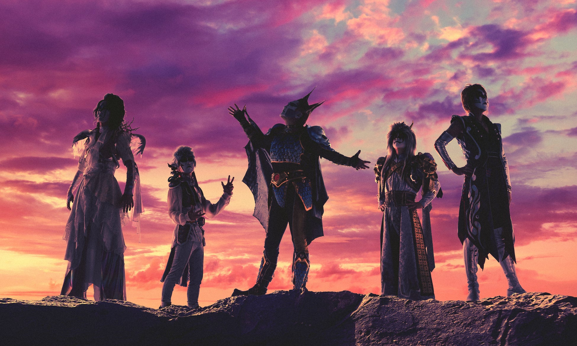 =LOVE TBS系「CD TVライブ!ライブ!」に生出演し、新曲『恋、はじめました。』を新衣装にてフル尺初披露! 8/4(火)0:00から『恋、はじめました。』先行配信スタート!!