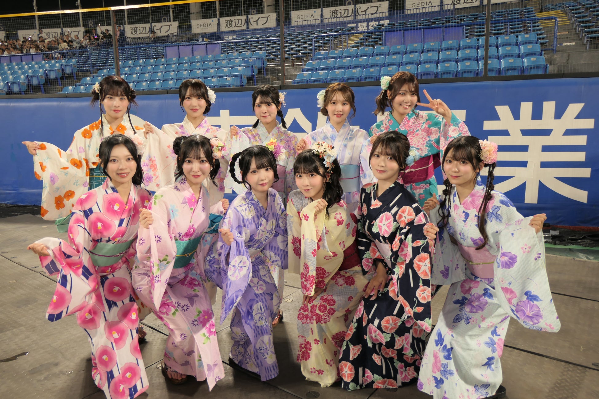 ≒JOY 「LuckyFes’26」（国営ひたち海浜公園）への初出演に続き、同日には「2026 神宮外苑花火大会」にはライブ出演！浴衣に着替えたメンバーの写真もSNS上で話題に！！