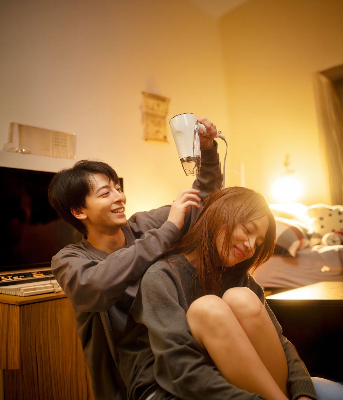 ギャグあり漫才あり新喜劇的お約束あり! 連綿と受け継がれてきた吉本の伝統の笑い!『ナインティナイン岡村隆史の花の駐在さん~駐在さんと赤い糸~』8月16日(日)13:30~15:00放送