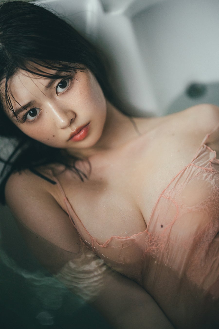 「王様のブランチ」リポーター待望の初写真集！ 冴木柚葉1st写真集 発売決定のお知らせ