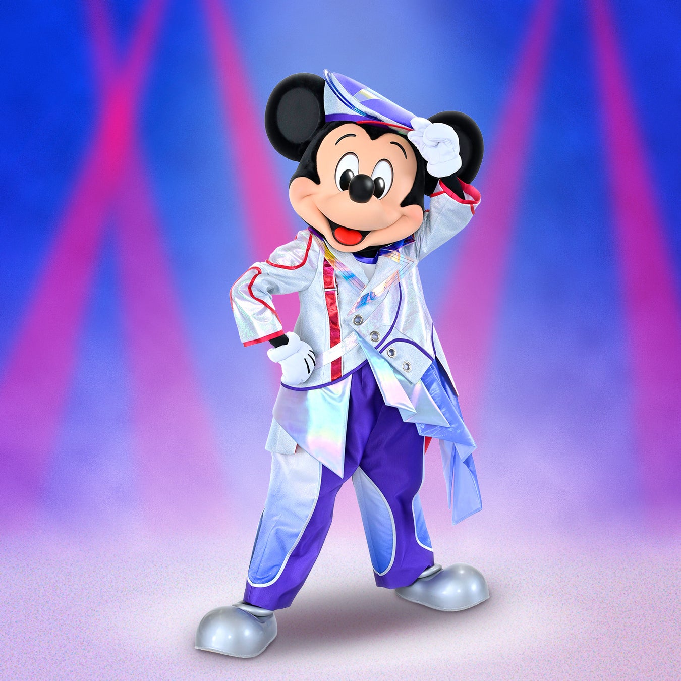 東京ディズニーランド（R）の新ショー「The D-Groovationz4 Live: Happy! Funky! Groovy! Tour」間もなく開幕。ミッキーマウスとミニーマウスの衣装を初公開！