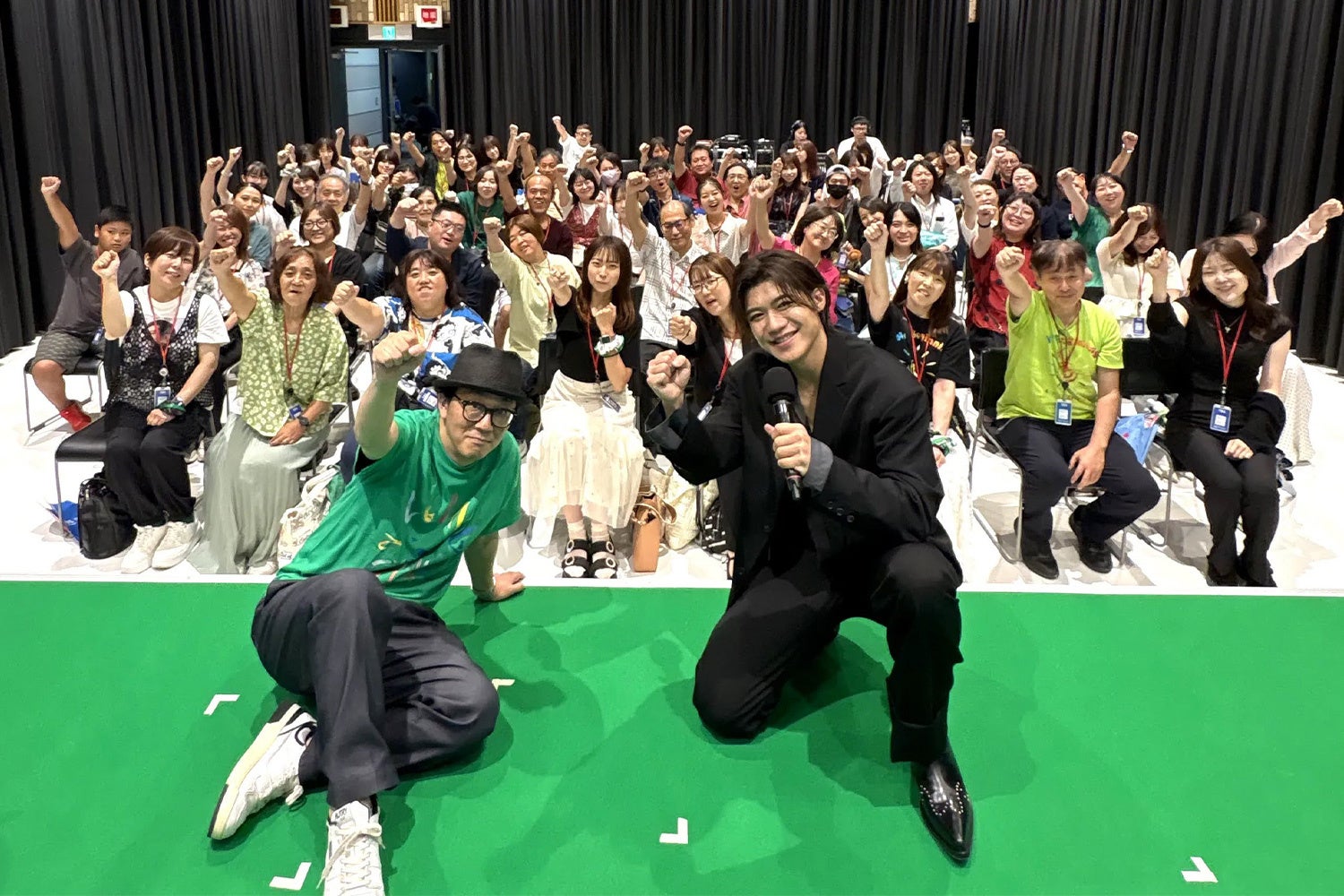 「高校時代は毎日1000回素振りしていた！」『今日も元気にがんばレオン。』の新浜レオンが放送100回を記念して、リスナー大集合の公開収録！