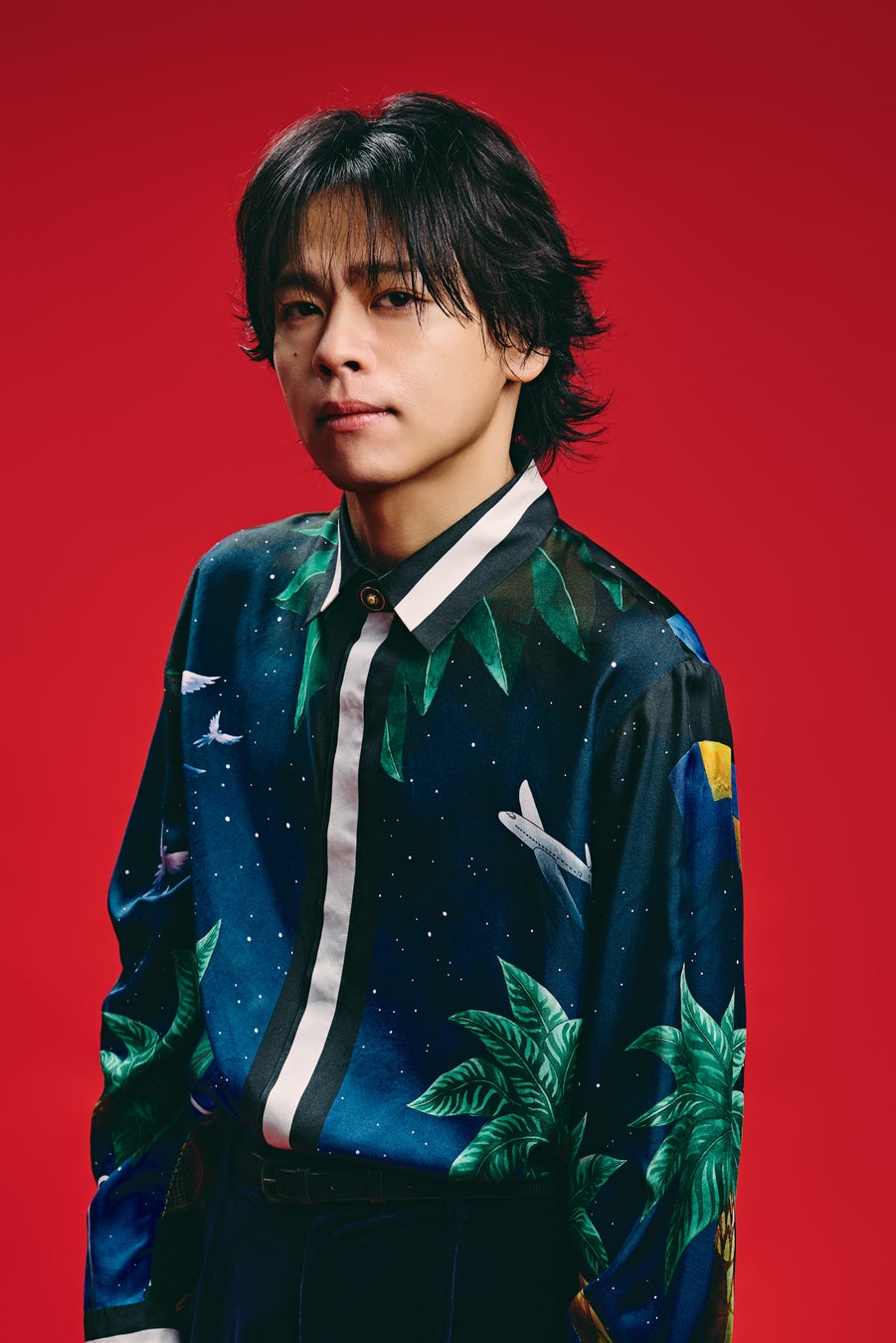 中川晃教のデビュー25周年記念ワンマンライブが東阪で開催。東京は園田涼率いる『I Sing』シリーズ、大阪はピアニスト大坪正と魅せるアコースティック演出と、東西で異なる至高のステージをお届け！